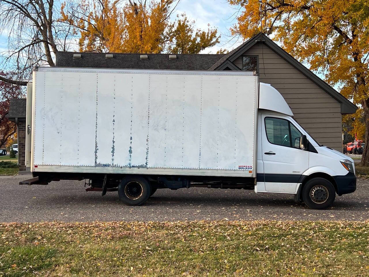 Used 2014 Freightliner Sprinter 3500 image 2