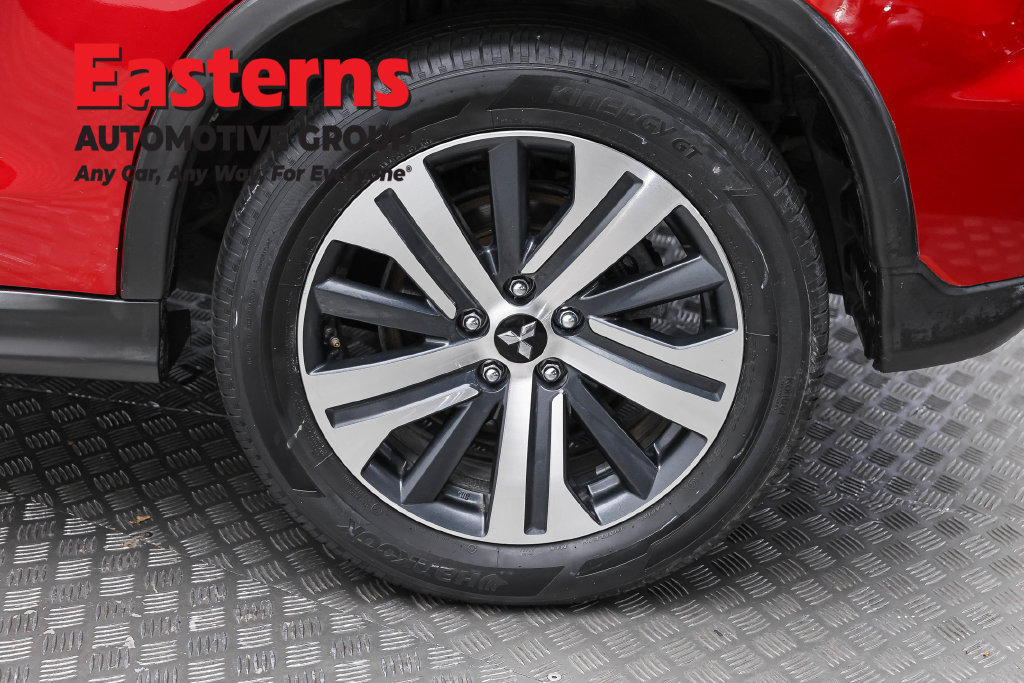 Used 2023 Mitsubishi Outlander Sport ES AWD/4WD image 10