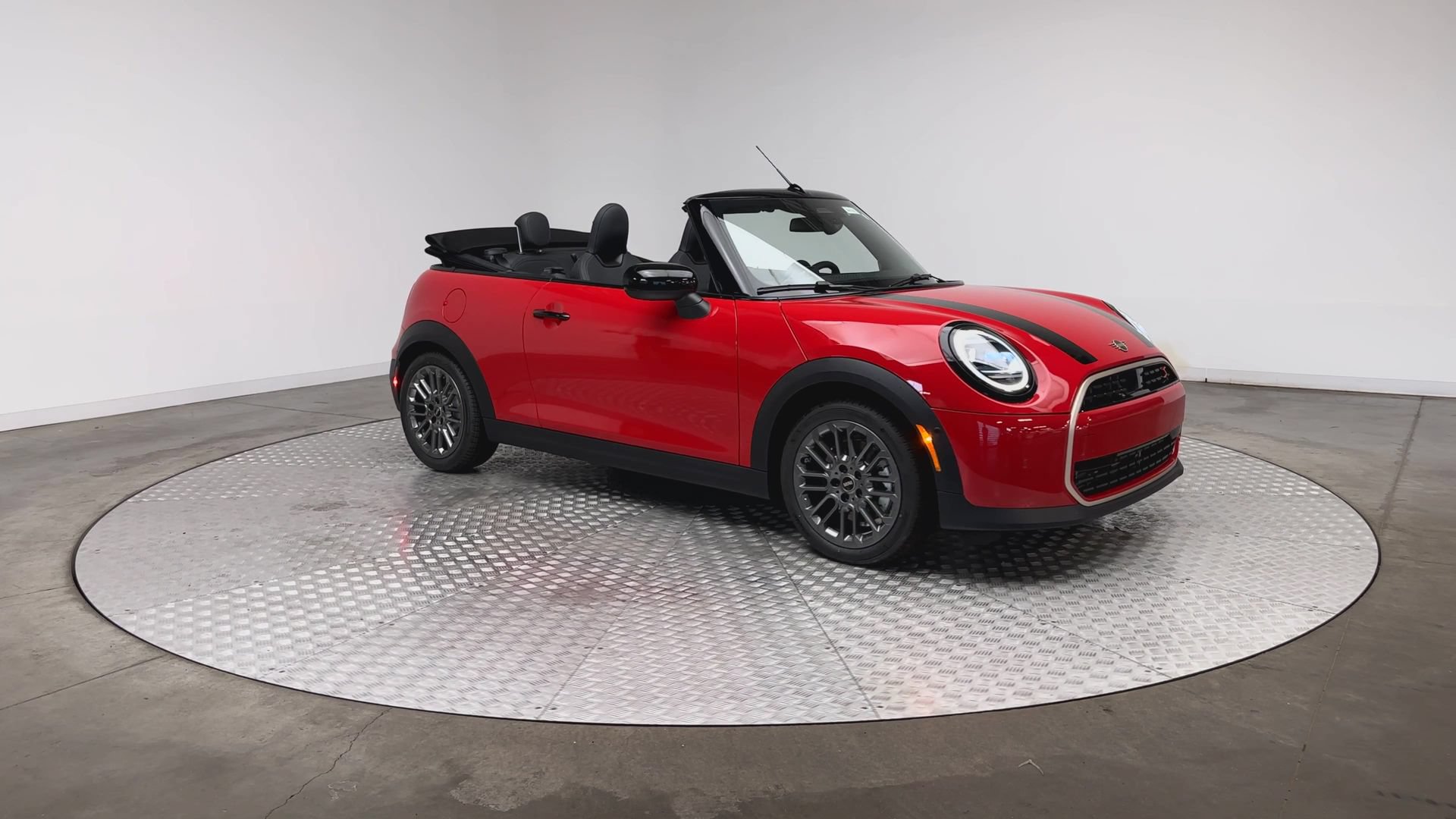 New 2026 MINI Cooper S FWD image 2