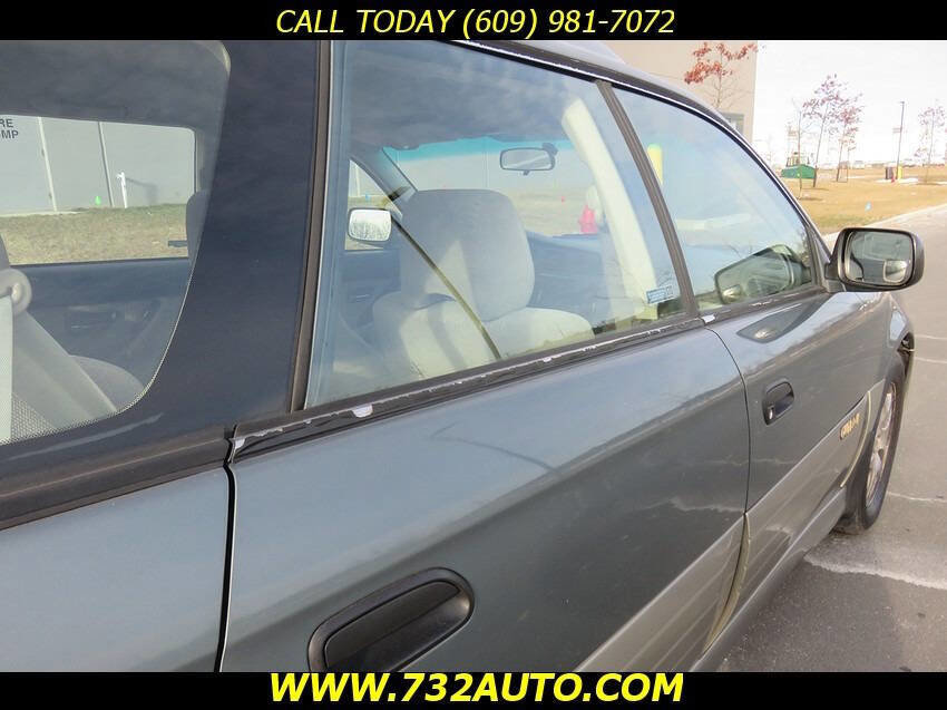 Used 2002 Subaru Outback Wagon image 21