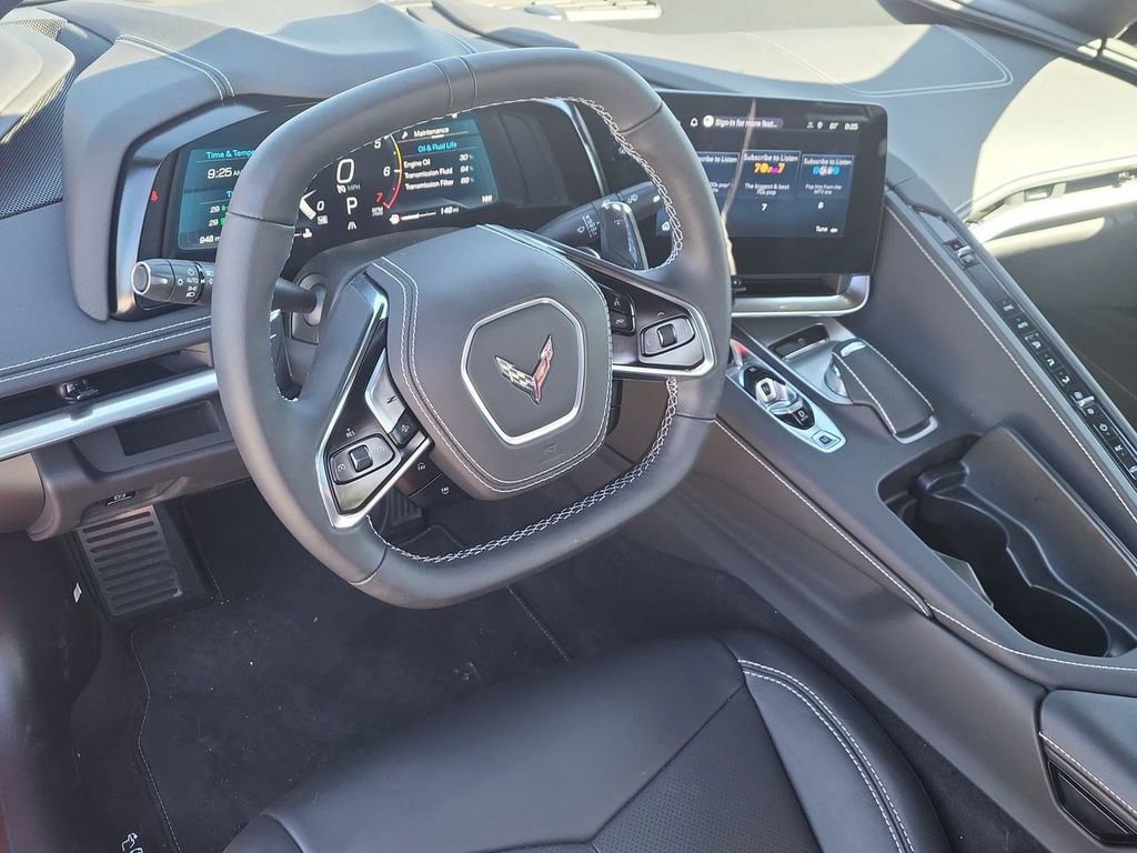 Used 2025 Chevrolet Corvette Stingray Convertible w/ Battery Protection Package RWD image 10