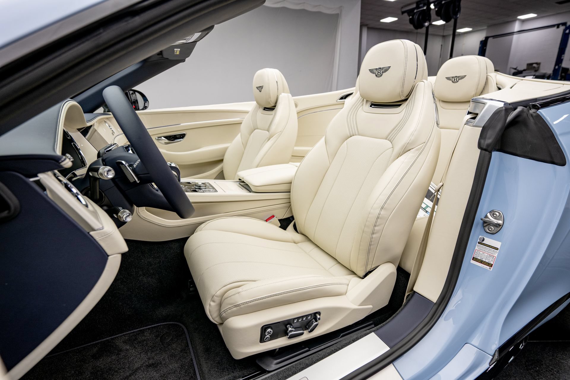 New 2026 Bentley Continental GT AWD/4WD image 20