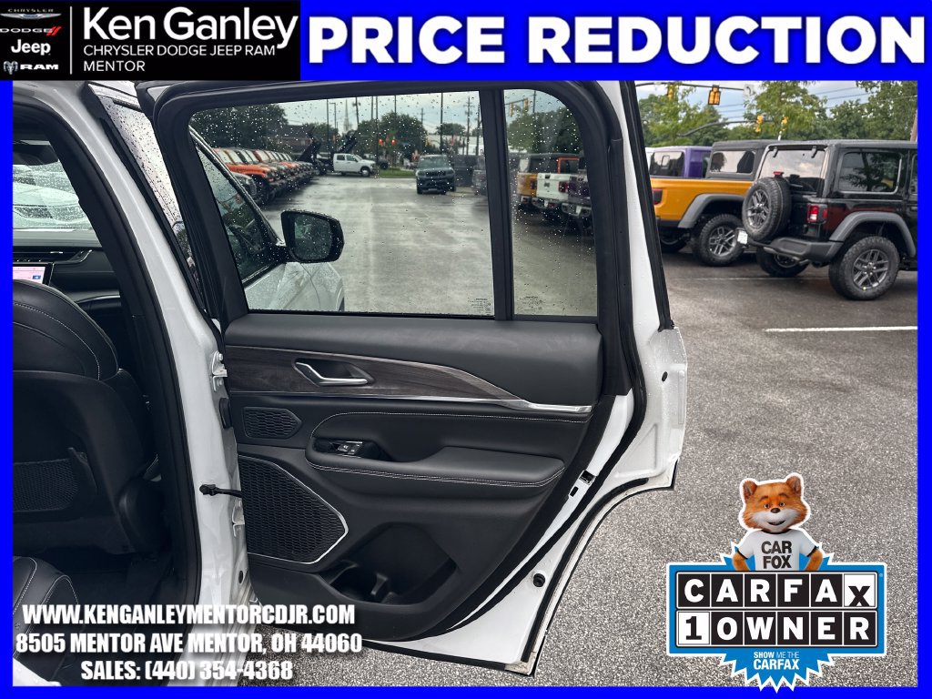 Certified 2024 Jeep Grand Cherokee Overland w/ Trailer Tow Package AWD/4WD image 25