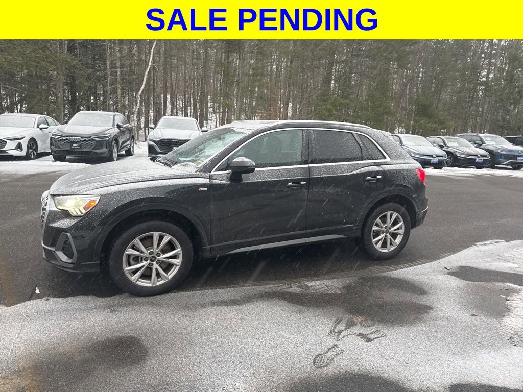 Used 2023 Audi Q3 2.0T Premium w/ Convenience Package image 1