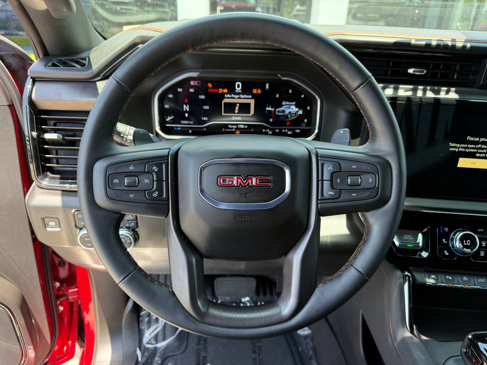 Used 2025 GMC Sierra 1500 AT4 w/ Technology Package AWD/4WD image 28