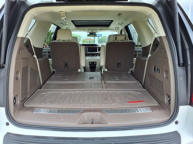 Used 2023 GMC Yukon Denali RWD image 13