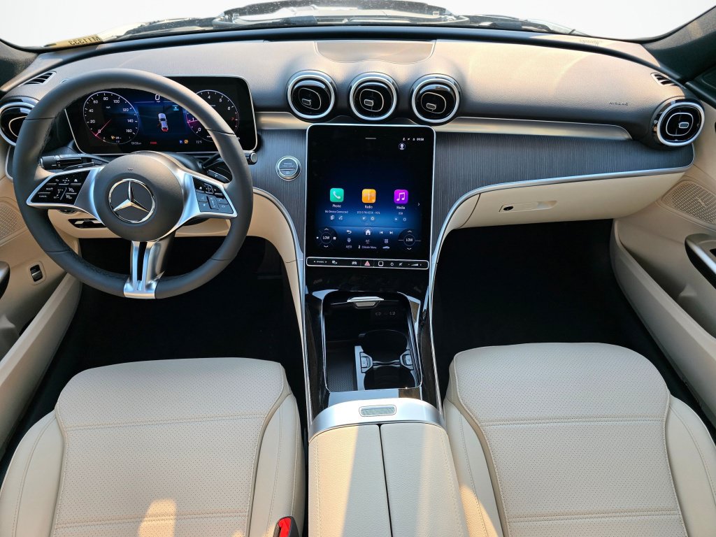 New 2026 Mercedes-Benz C 300 4MATIC Sedan image 17