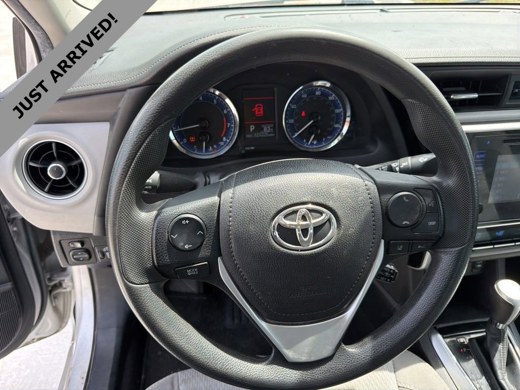 Used 2017 Toyota Corolla LE FWD image 9