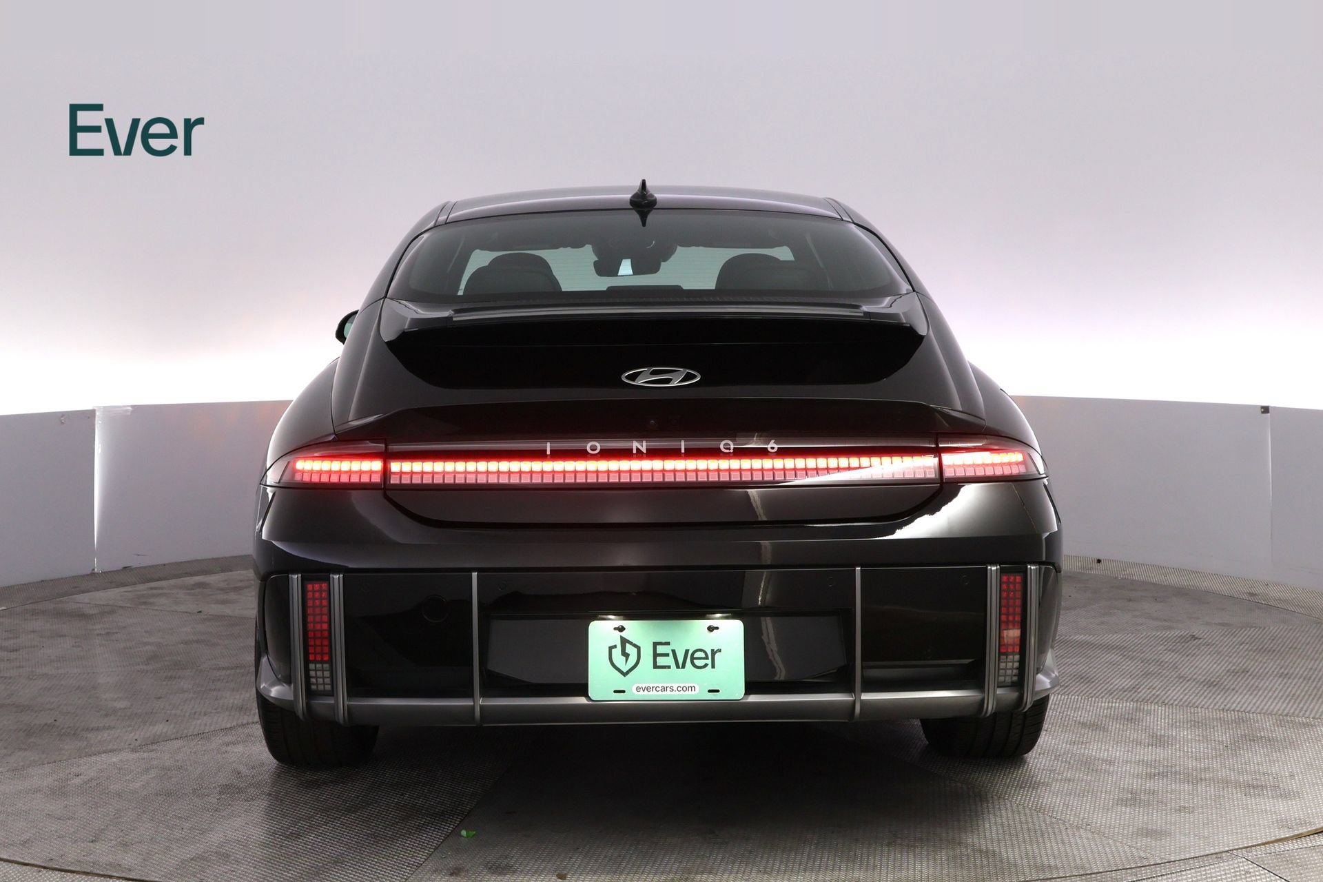 Used 2024 Hyundai Ioniq 6 Limited RWD image 15
