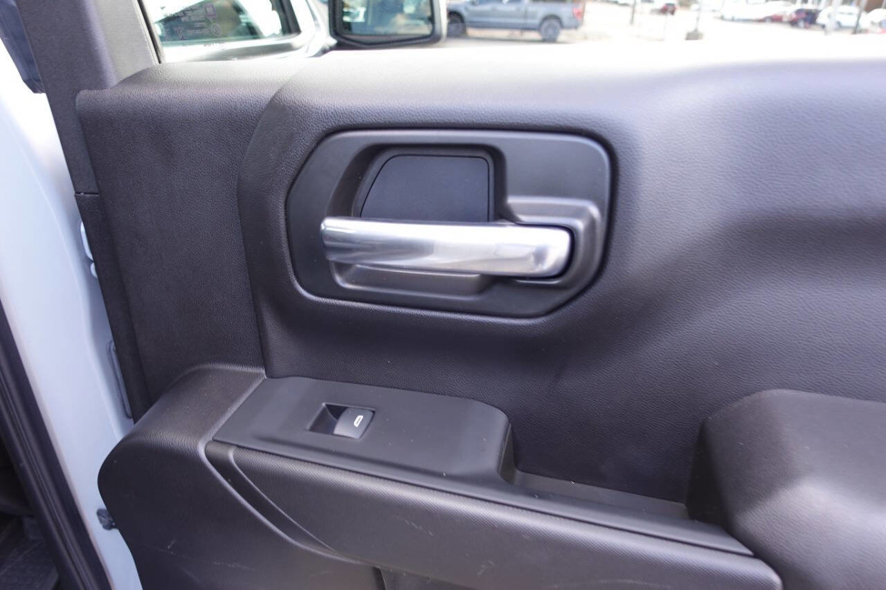 Used 2024 Chevrolet Silverado 1500 Custom AWD/4WD image 29