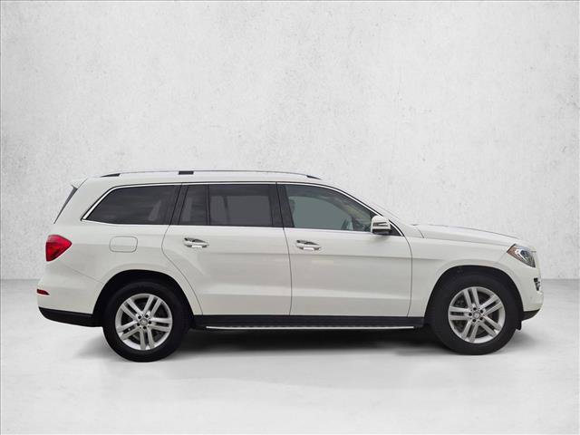 Used 2015 Mercedes-Benz GL 450 4MATIC image 4