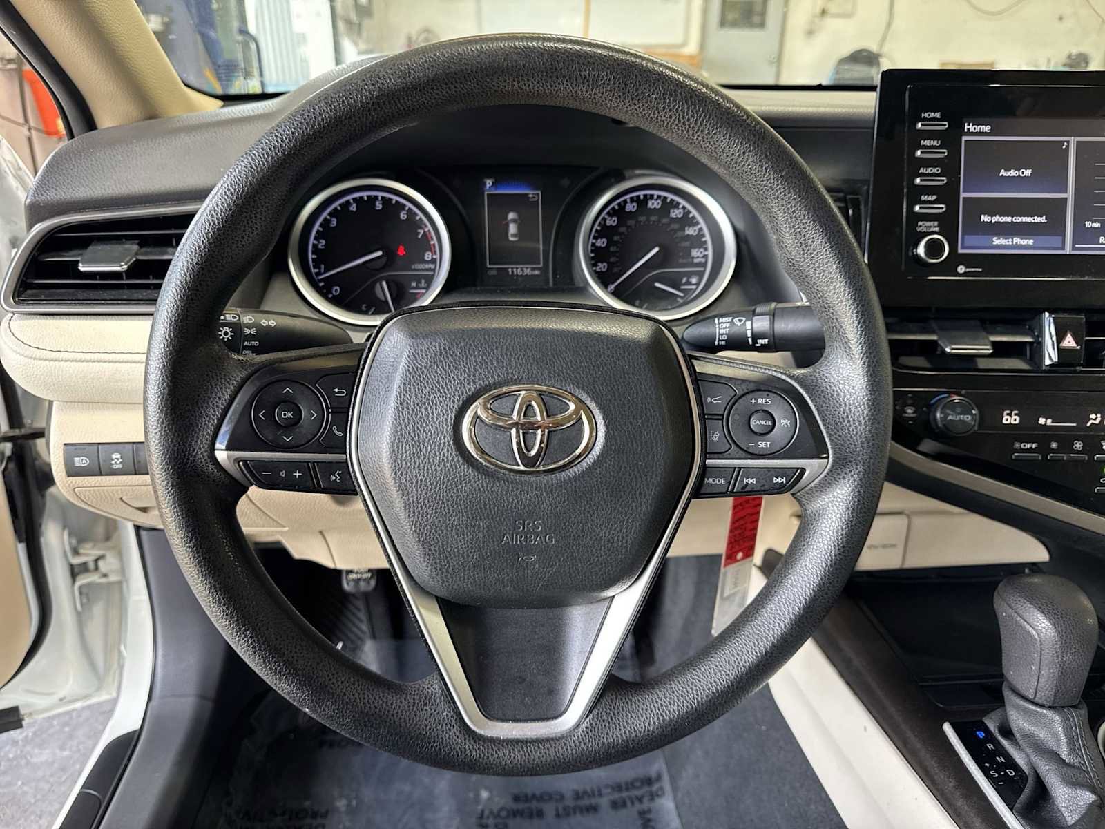 Used 2023 Toyota Camry LE FWD image 23
