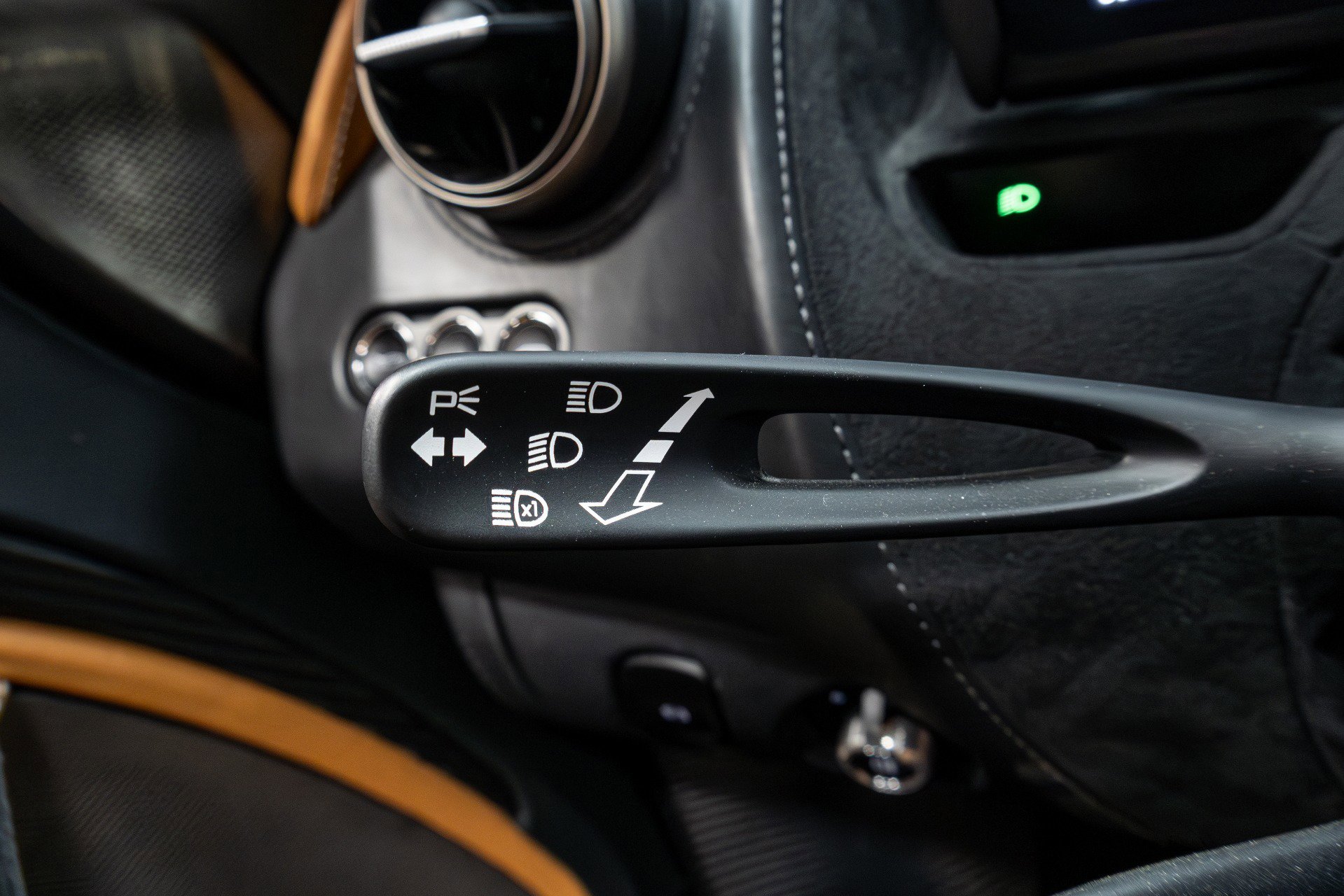 Used 2019 McLaren 720S Luxury RWD image 59