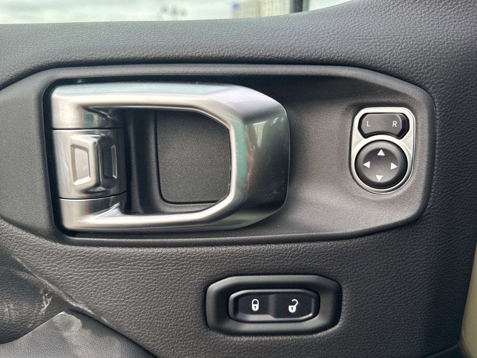 New 2026 Jeep Wrangler Sahara image 15