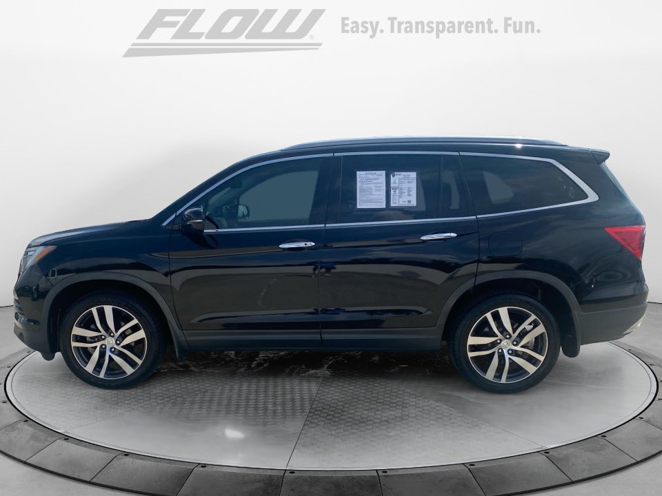 Used 2017 Honda Pilot Touring image 5