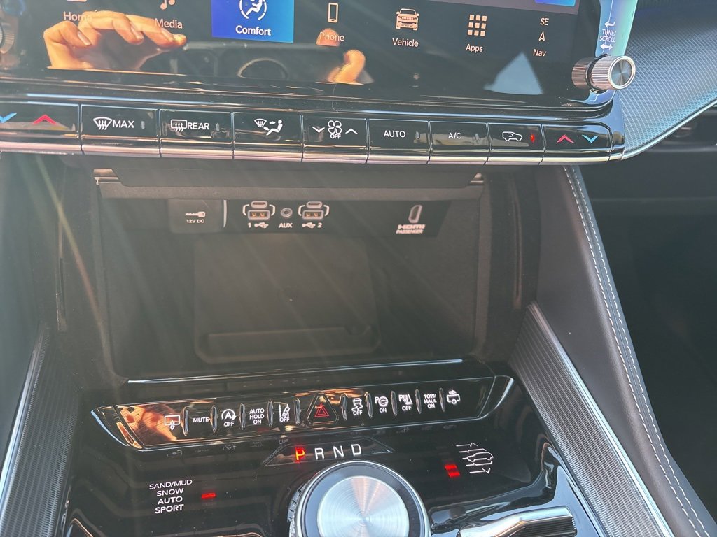 New 2025 Jeep Grand Wagoneer L Series II Obsidian w/ Quick Order Packagew 28T image 13