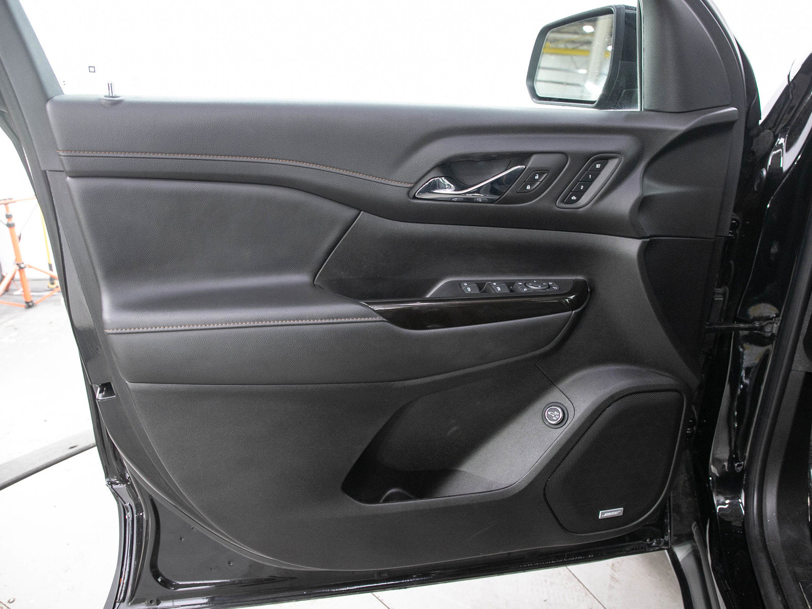Used 2023 GMC Acadia AT4 w/ GMC Pro Grade Package AWD/4WD image 23