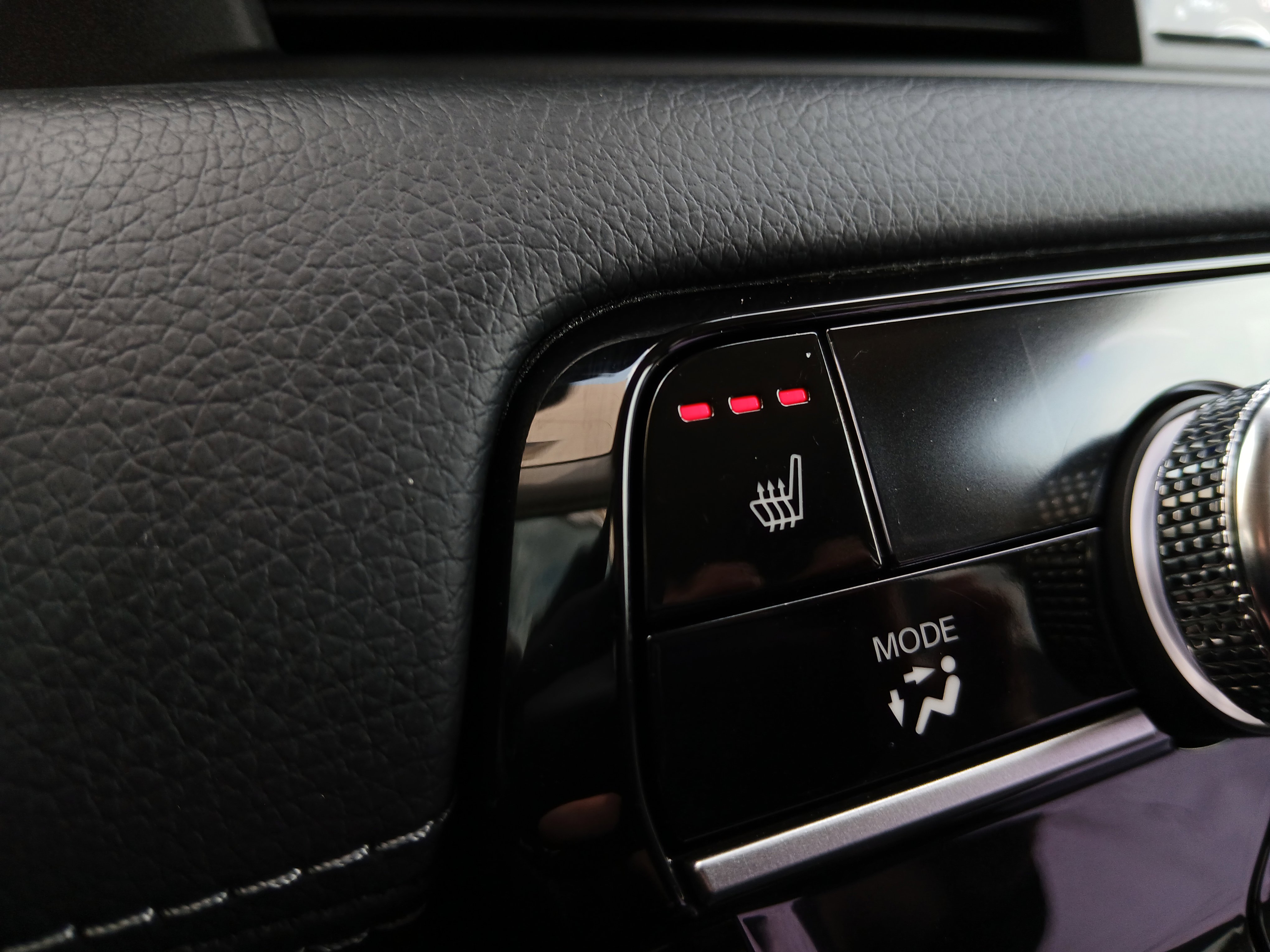 Used 2025 Honda Pilot EX-L image 13