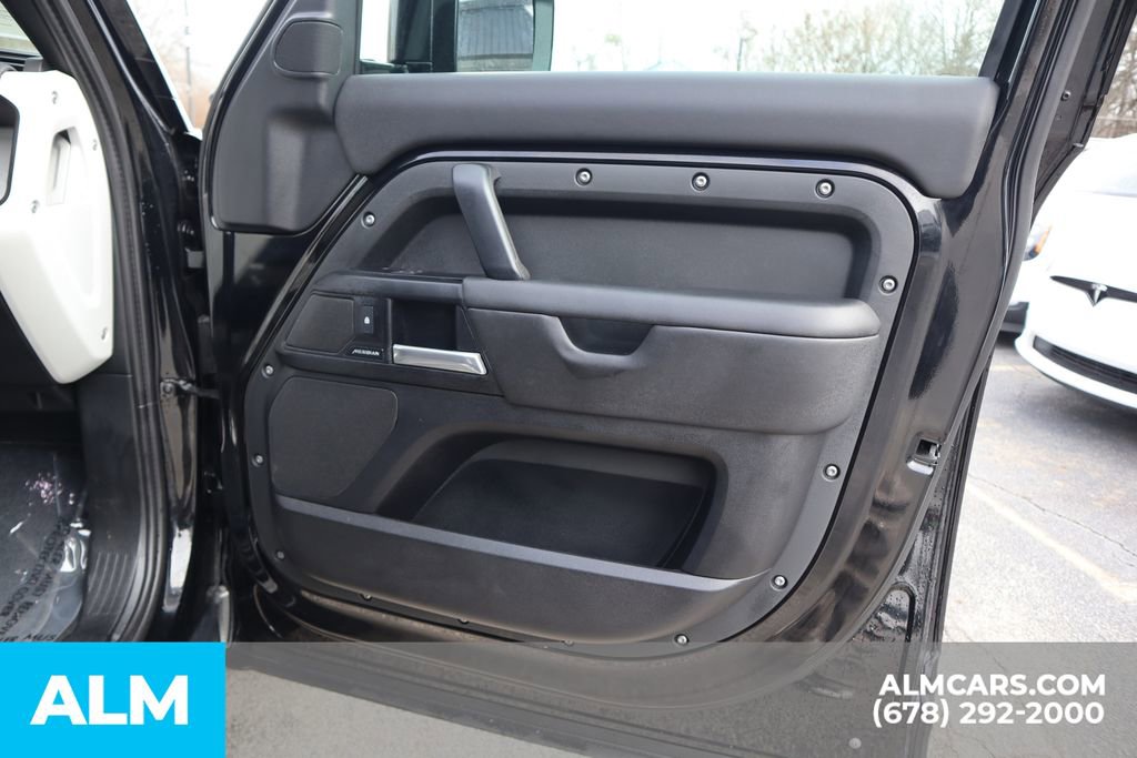 Used 2025 Land Rover Defender 110 S AWD/4WD image 31