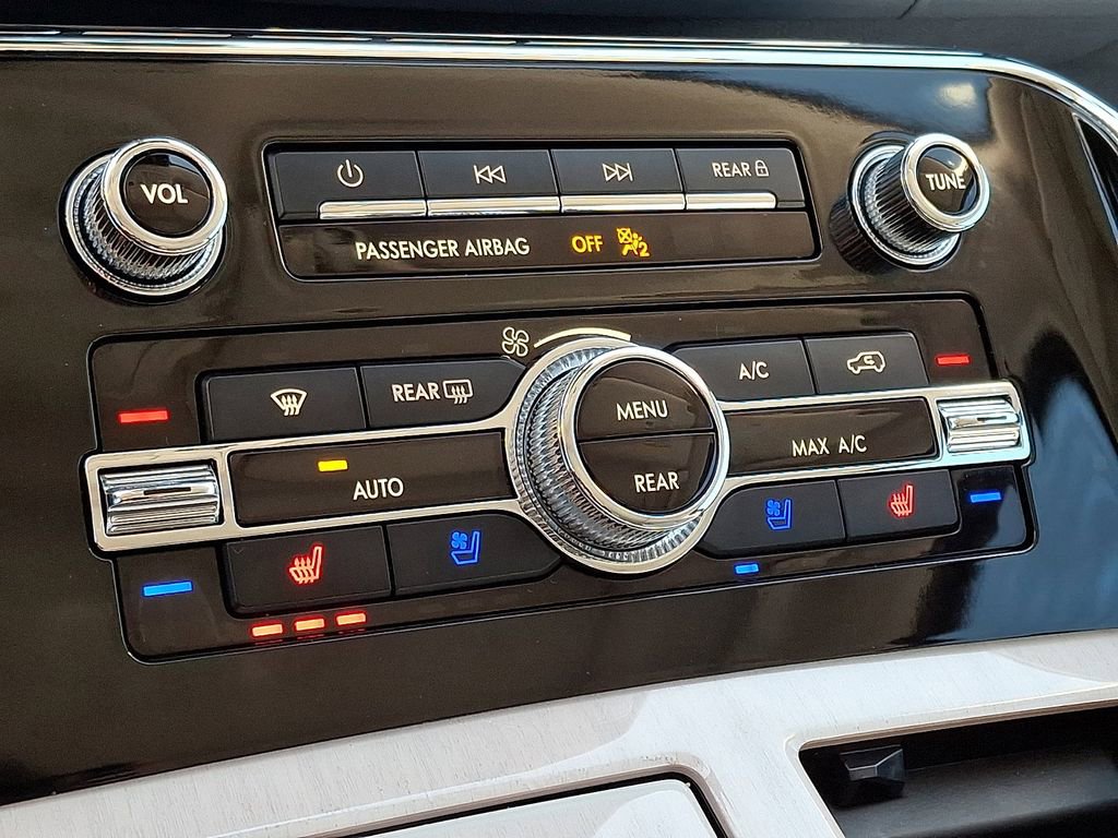 Certified 2024 Lincoln Navigator Black Label image 17