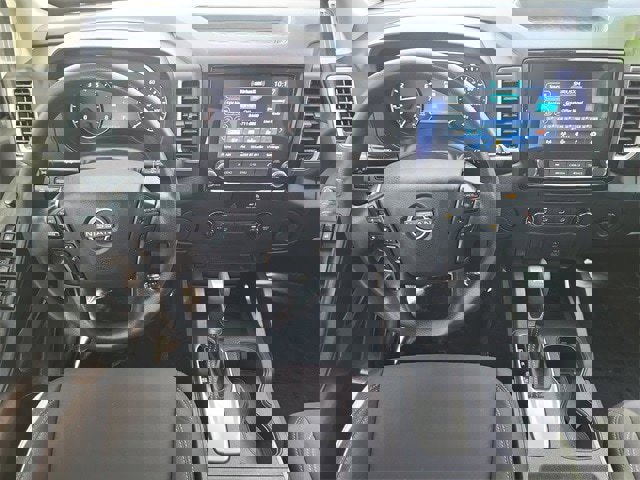 Certified 2022 Nissan Frontier SV image 9