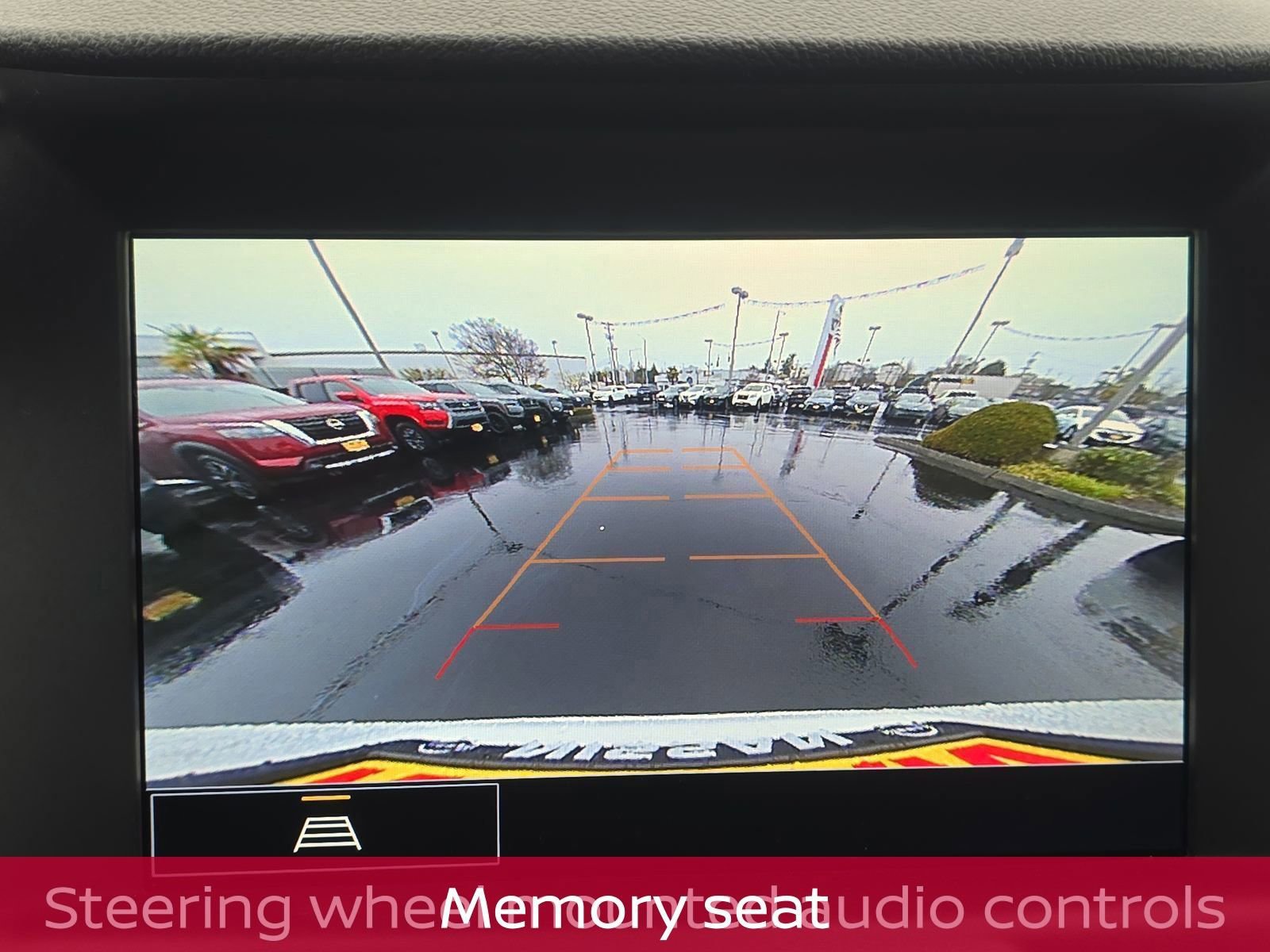 Used 2023 GMC Terrain AT4 image 29