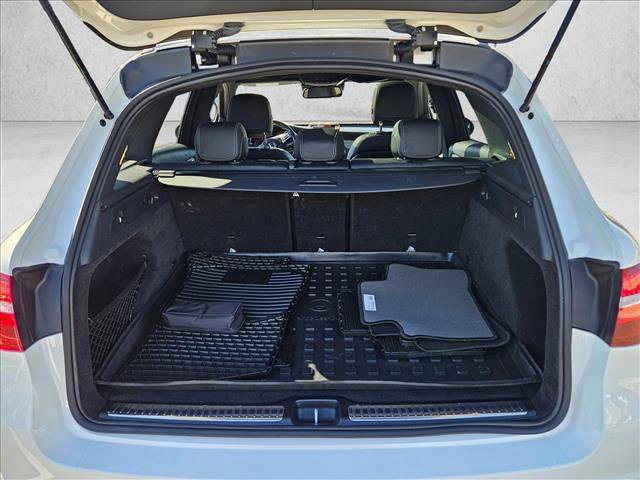Used 2019 Mercedes-Benz GLC 300 4MATIC image 6