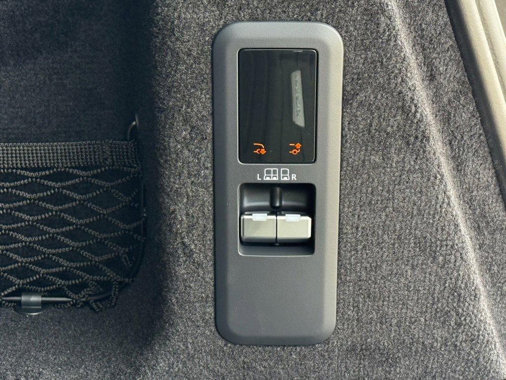 New 2025 Land Rover Range Rover Sport Dynamic SE image 32