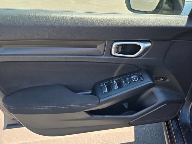Used 2023 Honda Civic Sport image 16