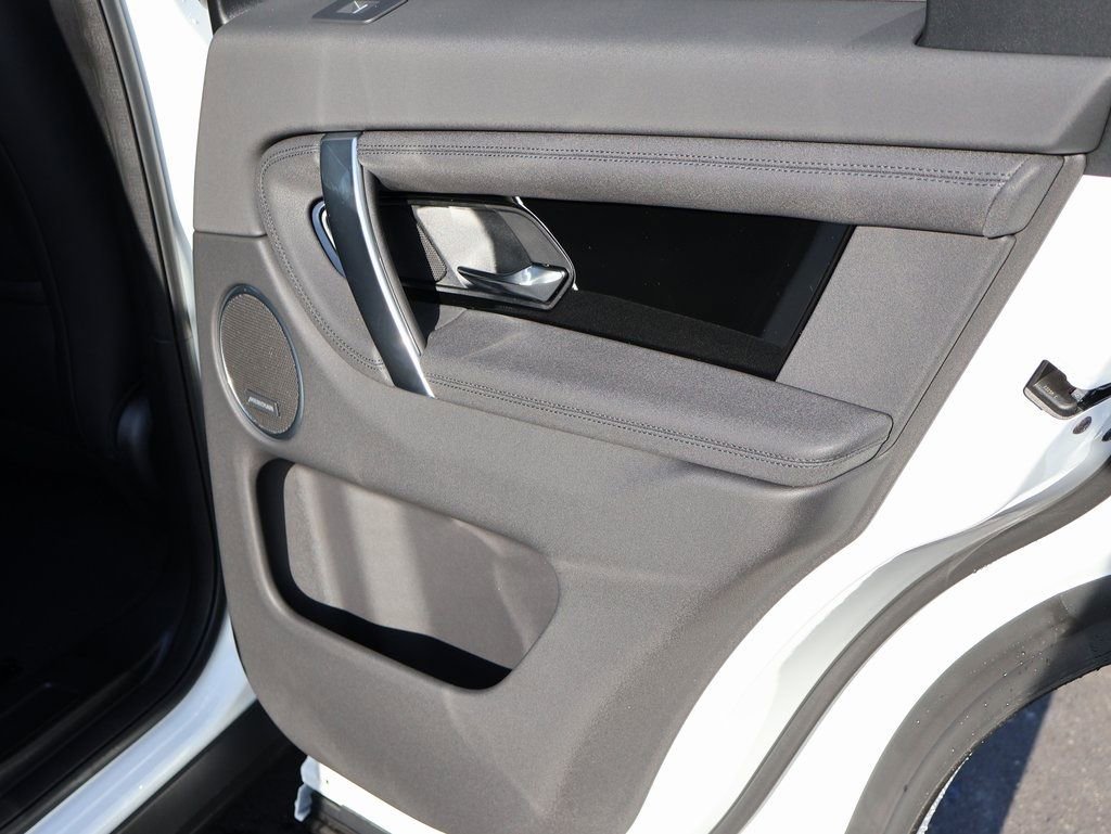 New 2025 Land Rover Discovery Sport S AWD/4WD image 16