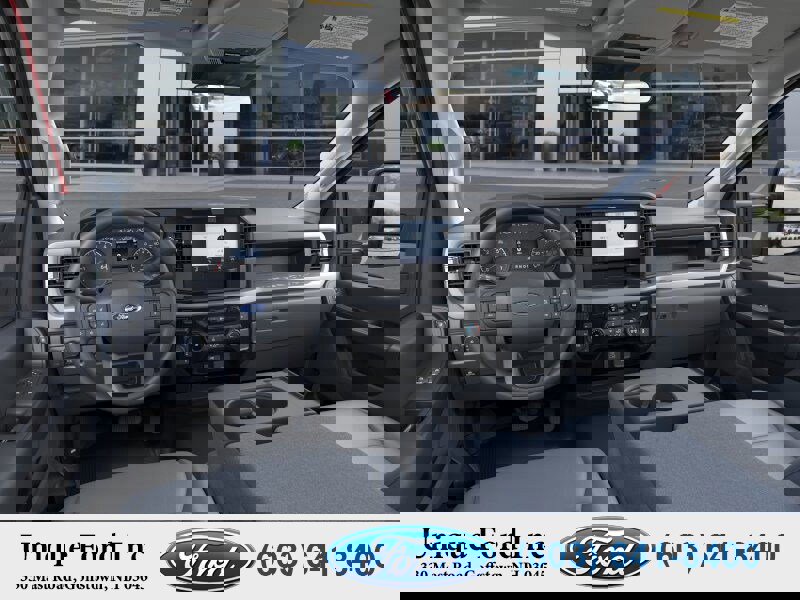 New 2026 Ford F250 XL w/ XL Chrome Package image 38