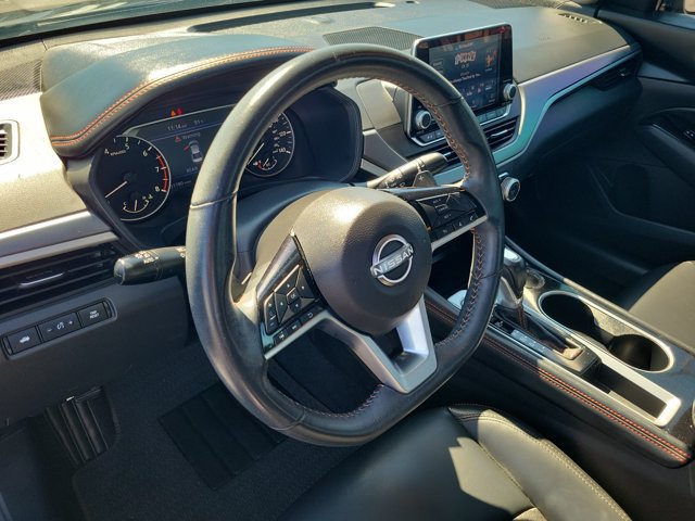 Certified 2025 Nissan Altima 2.5 SR FWD image 18