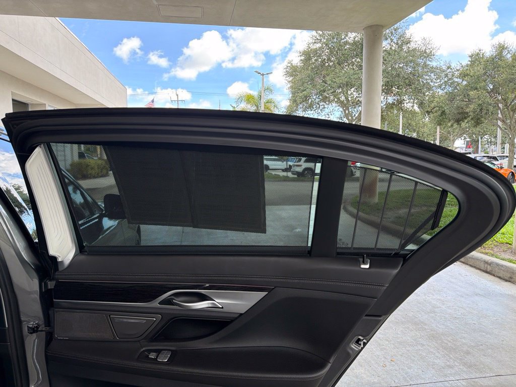 Used 2019 BMW 740i xDrive w/ Executive Package AWD/4WD image 37