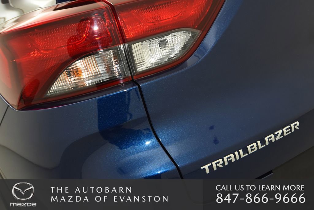 Used 2022 Chevrolet TrailBlazer LT w/ Driver Confidence Package image 34