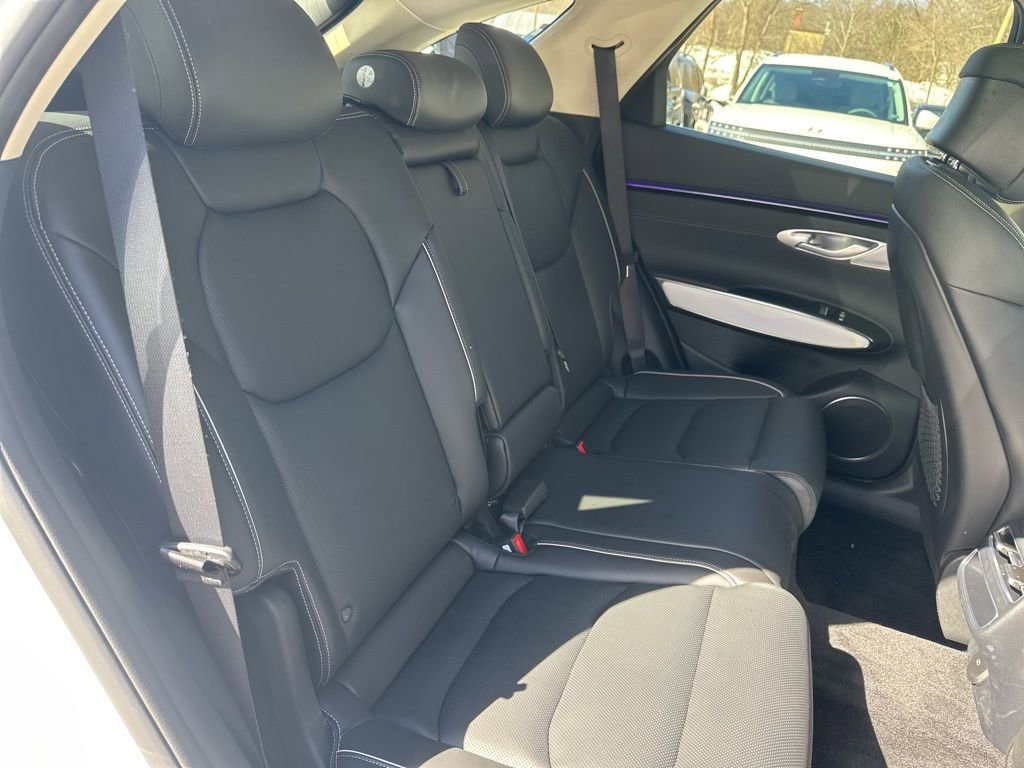 Used 2026 Genesis GV70 2.5T Advanced image 22