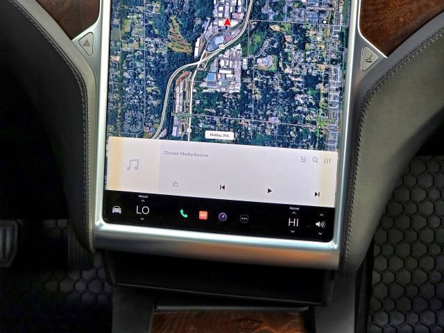 Used 2017 Tesla Model X 75D AWD/4WD image 20