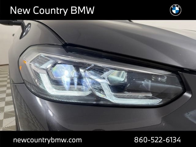 Used 2025 BMW X4 xDrive30i AWD/4WD image 27