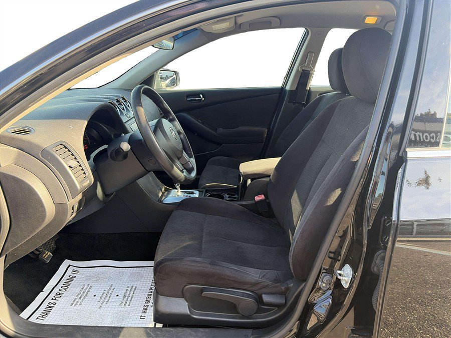 Used 2011 Nissan Altima 2.5 S FWD image 15