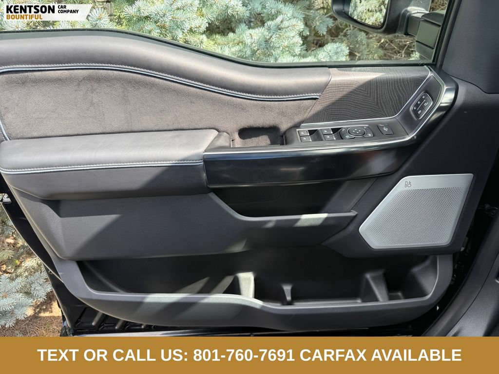 Used 2025 Ford F350 Platinum w/ FX4 Off-Road Package AWD/4WD image 18
