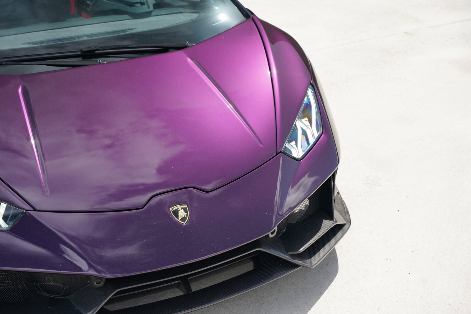Used 2022 Lamborghini Huracan EVO RWD image 3