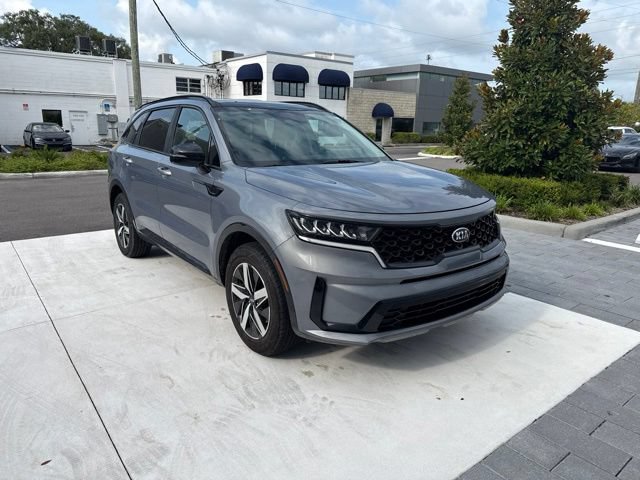 Used 2021 Kia Sorento S w/ Panoramic Sunroof Package