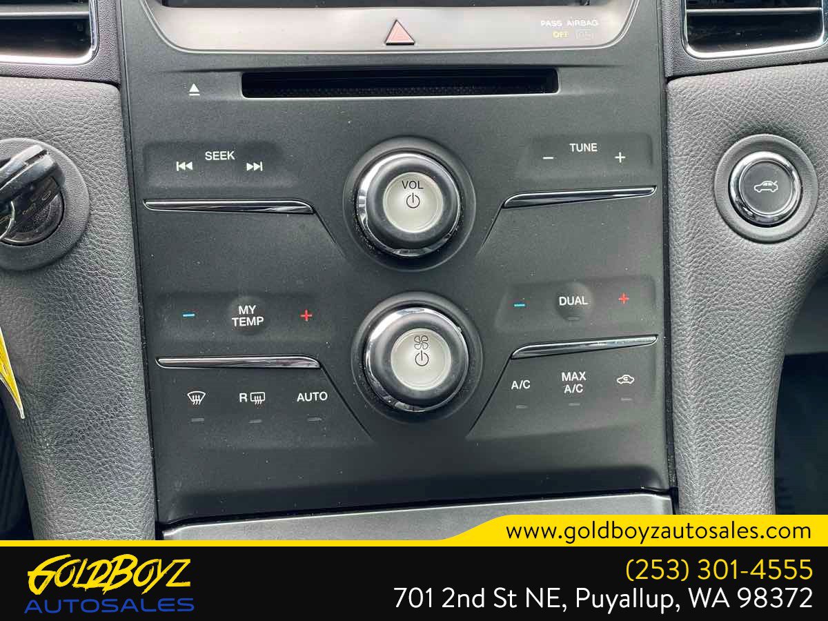 Used 2014 Ford Taurus SEL w/ Equipment Group 201A FWD image 23