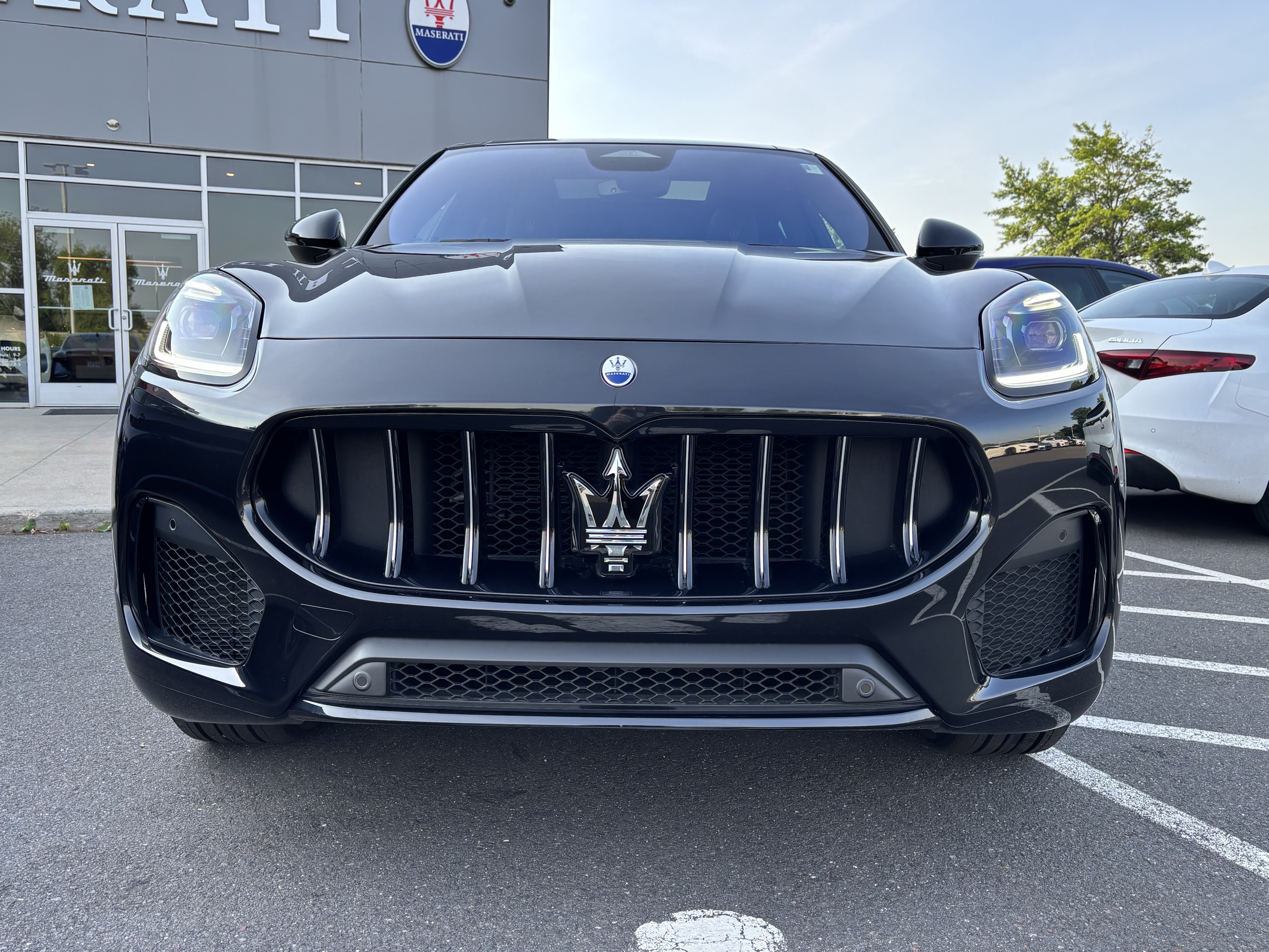 Used 2025 Maserati Grecale Folgore AWD/4WD image 13