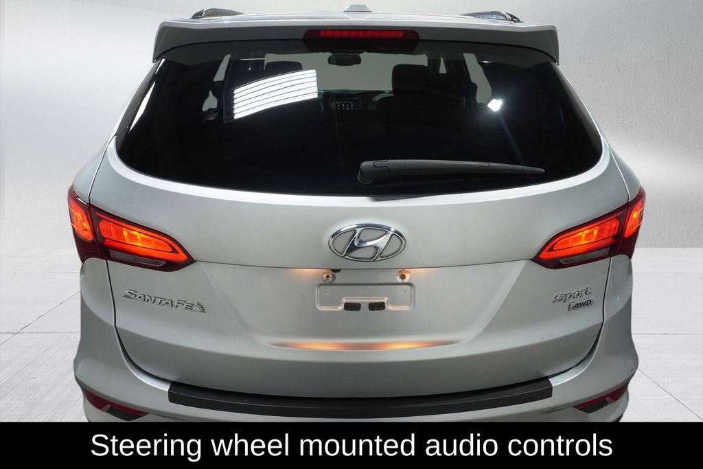 Used 2017 Hyundai Santa Fe Sport image 5