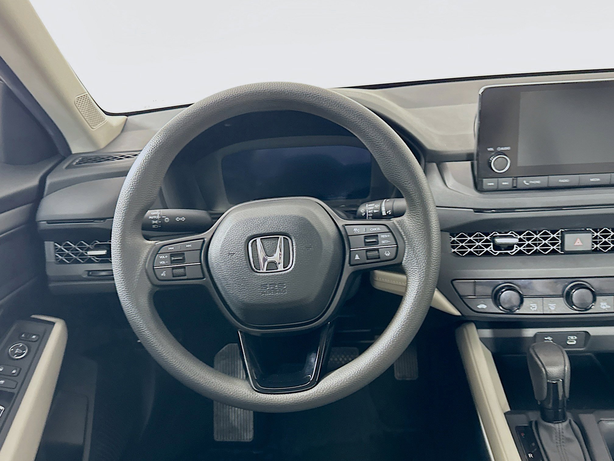 Used 2024 Honda Accord EX image 17