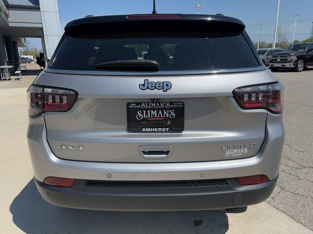 Used 2022 Jeep Compass Limited AWD/4WD image 6