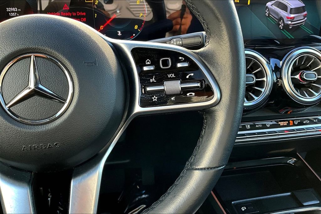 Used 2023 Mercedes-Benz GLB 250 image 10