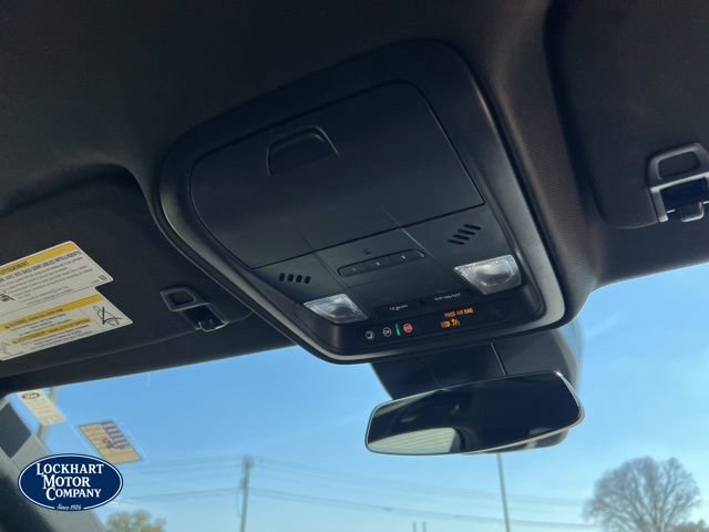 Used 2024 Cadillac XT4 Premium Luxury image 37