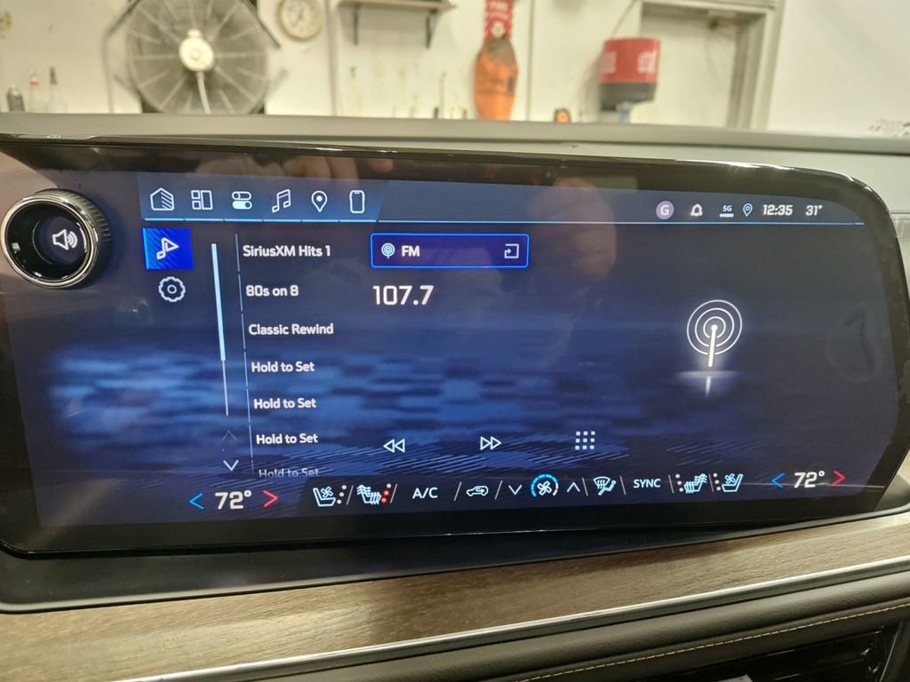 New 2026 Chevrolet Suburban High Country image 19