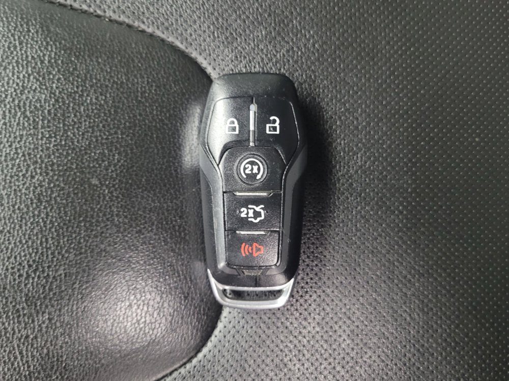 Used 2014 Ford Fusion Titanium FWD image 32